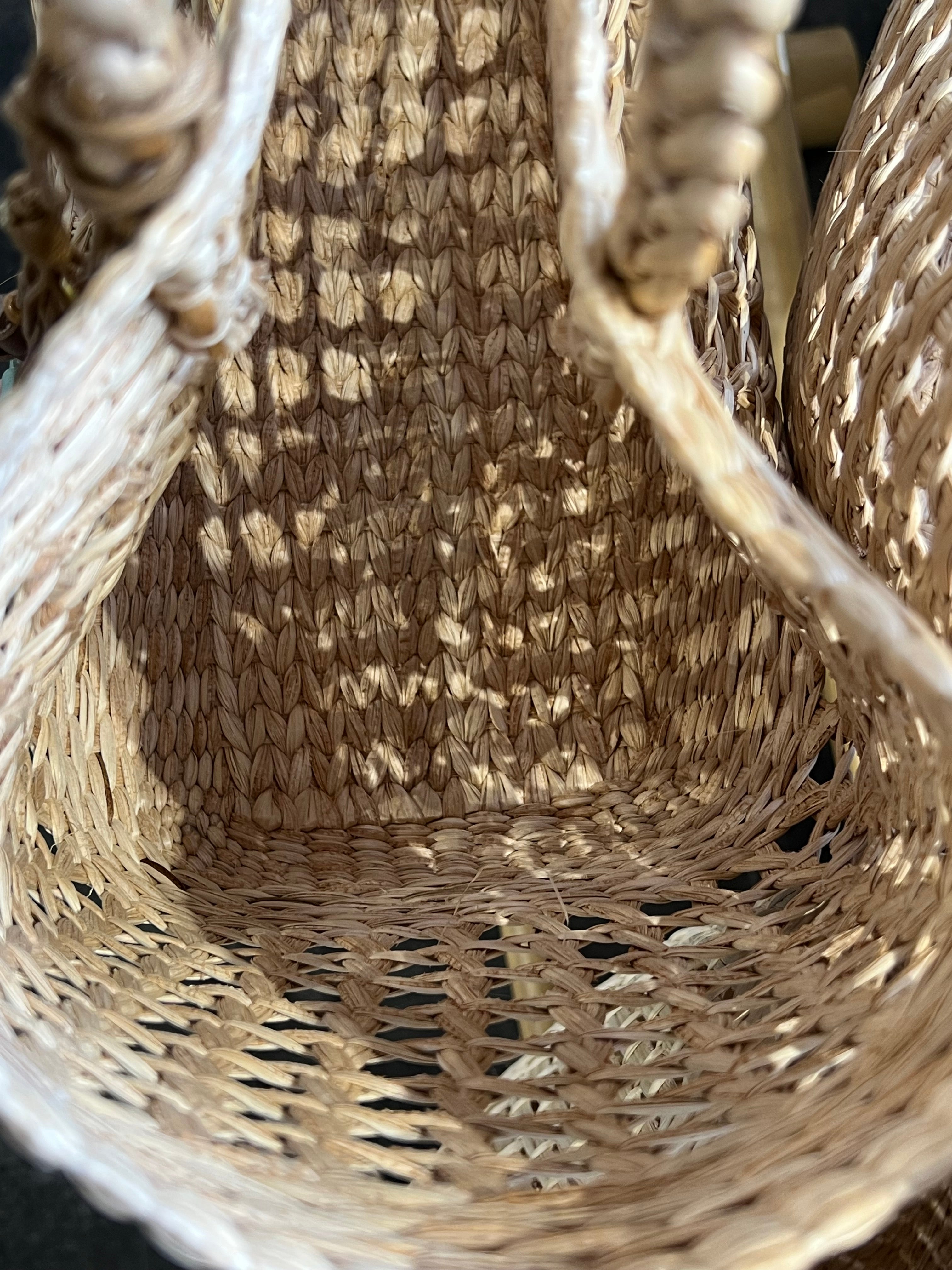 Marbella Coastal Basket – Woven Beach Essential Short Handle